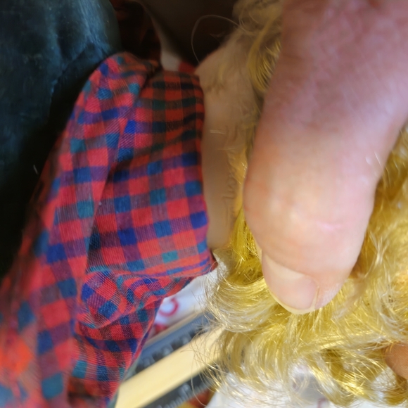 Vintage and Rare Hansel and Gretel Porcelain Dolls - Picture 7 of 16